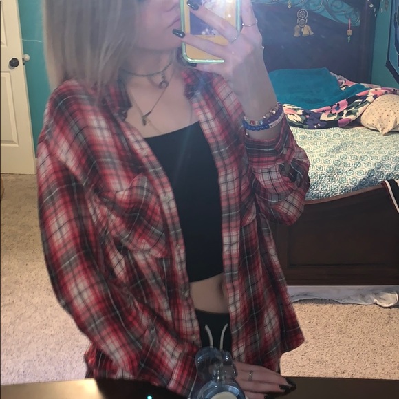 Red flannel - Picture 2 of 5
